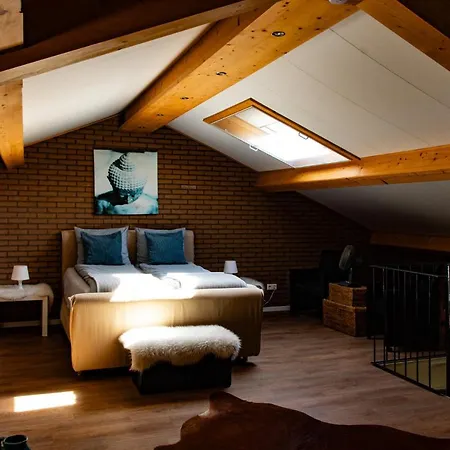 Bed & Breakfast Lindershoeve