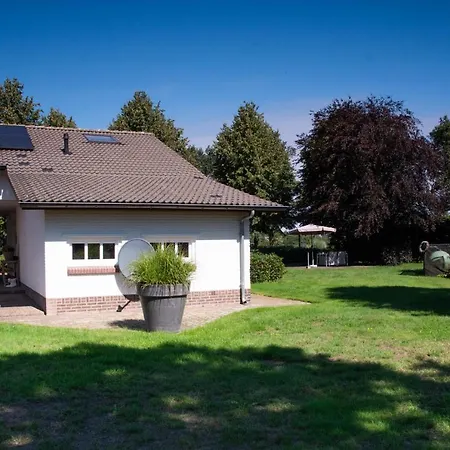 Bed & Breakfast Lindershoeve