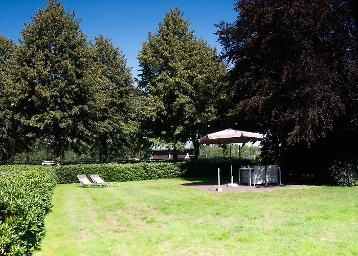 Bed and Breakfast Lindershoeve 3*